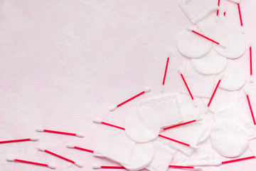 Cotton buds and cosmetic discs