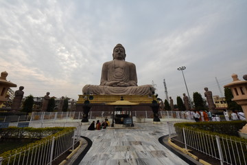 Fototapeta premium 仏陀がついに真理に到達した聖地 ブッダガヤ（インド）