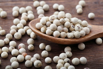 ホワイトペッパー粒