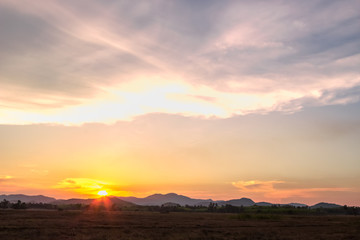 Obraz premium sunset over the mountains