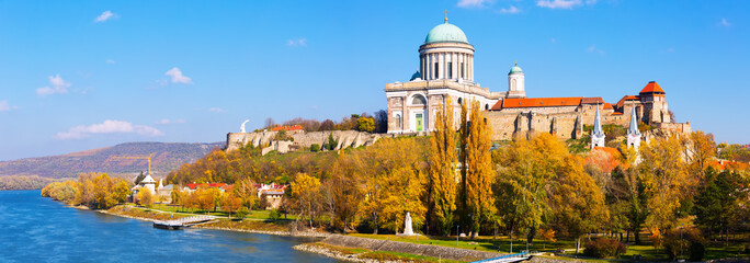 Fototapeta na wymiar Basilica is religion landmark of Esztergom in Hungary