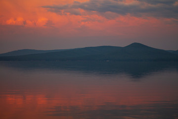 Fototapeta na wymiar Early morning on the lake Turgoyak , Russia