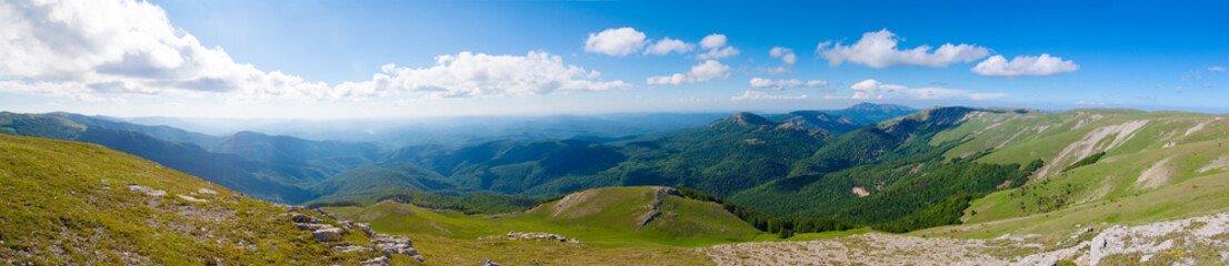 Fototapeta na wymiar Mountain panorama, Crimea, Mount Roman Kosh.
