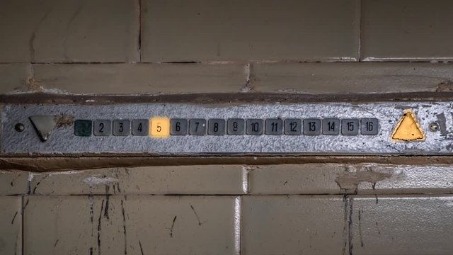 Old obsolete elevator dislocation information panel. This panel shows on which floor the elevator is located.