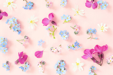Obraz na płótnie Canvas Pattern made of fresh flowers, tender pink composition