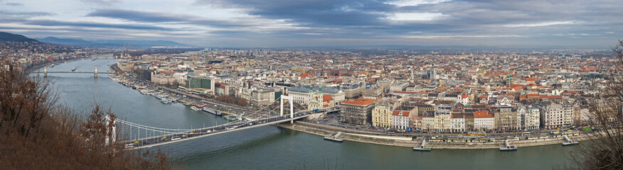 Fototapeta na wymiar Large Panoramic overview of Budapest on Danube river