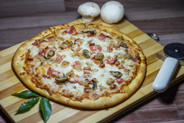 PIZZA