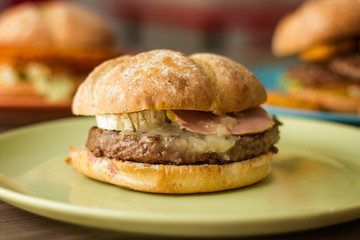 HAMBURGUESA GOURMET