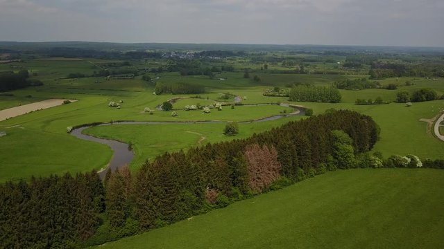 Belgique Wallonie Semois Vall&eacute;e paysage Ardenne vert 