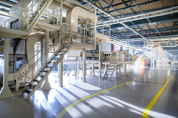 Production of cigarettes in a tobacco factory