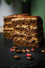 coffee cake , tiramisu vegan 