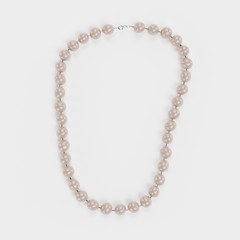 Realistic 3D Render of Pearl Jewelry