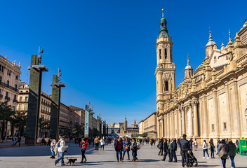 Obraz premium Basilica de Nuestra Señora del Pilar Cathedral in Zaragoza, Spain.