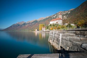 Obraz na płótnie Canvas The Swiss village of Brienz on a sunny day 