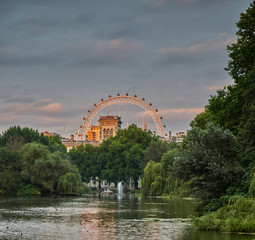 London eye from the lake