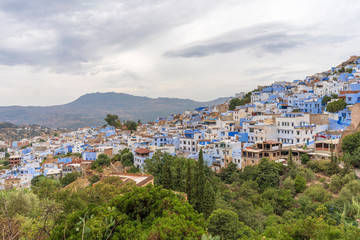Fototapeta na wymiar panoramic view and beautiful places of the city of chefchaouen in morocco