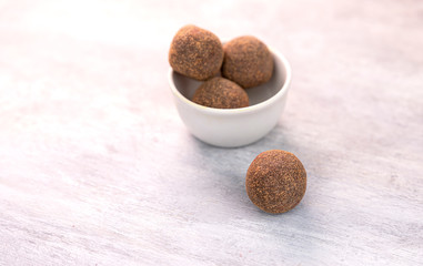 Raw energy balls with blueberries, nut and fruit.