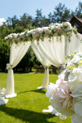 
wedding arch, design and decor at the wedding