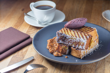 French toast breakfast