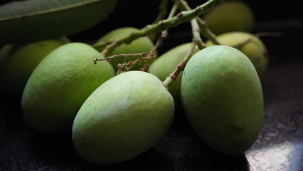 green mango