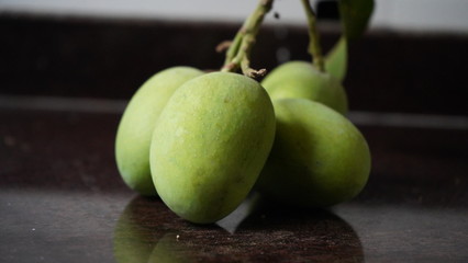 green mango