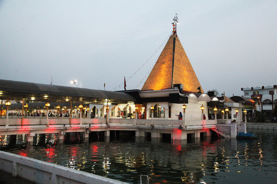 Devi Talab Mandir Temple, Shree Devi Talab Temple, Goddess Talab Temple In Jalandhar, Incredible India, Devi Talab Temple is situated in the heart of Jalandhar city. 