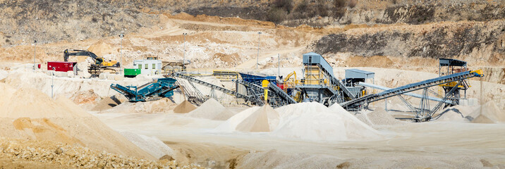 Gravel plant with the sand fractionator
