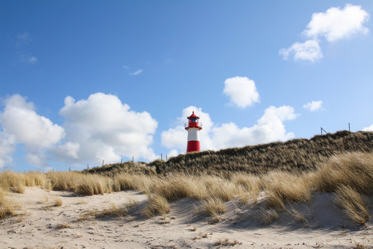 Deutschland, Schleswig-Holstein, Sylt, List, Blick zum Leuchtturm