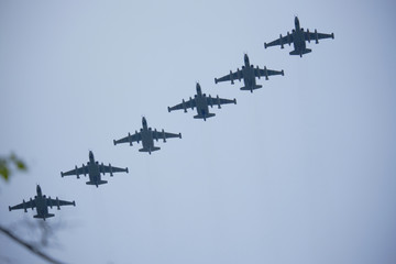 Russian military aircraft flies over the city