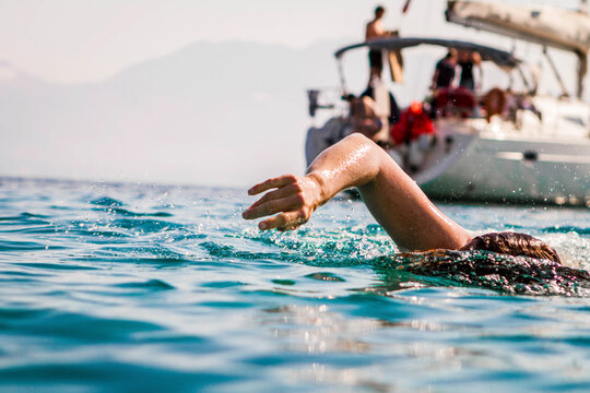 Italien, Toskana, Provincia di Livorno, Join the Crew, Segelt&ouml;rn Italien: Elba, Korsika: Kraulen im Meer