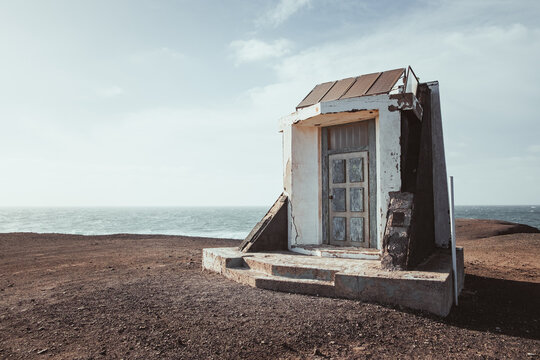Spanien, Kanaren, P&aacute;jara, Auf der Insel Fuerteventura. Mit dem Auto im S&uuml;den der Insel Unterwegs. Hier Am s&uuml;dlichen Ende und Aussichtspunkt Faro Punta Pesebre mit Blick auf die K&uuml;ste von Cofete