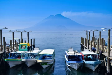 Fototapeten Pier boats in the pier  © RC stockphotogt