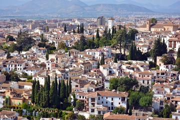 Fototapeta na wymiar Vistas de Albayzín de Granada desde la Alhambra