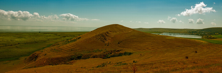 Fototapeta premium end of summer on the plain seen from the heights