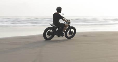 Fototapeta na wymiar biker beach motorcycle
