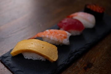 伝統的な日本の食文化「寿司」でおもてなし