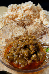 Crispy rice cake and pork and shrimp dipping