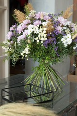 Fototapeta na wymiar flowers in a vase