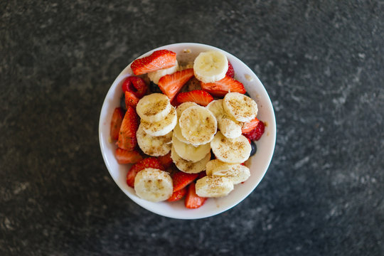 Healthy fruit cup with cinnamon