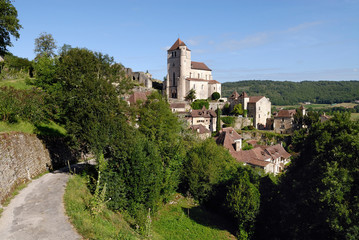 Obraz premium Village medieval de Saint Cirq Lapopie dans le département du Lot en France