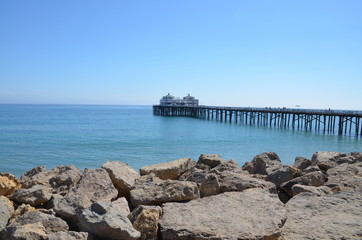 Fototapeta na wymiar beautiful landscape pier in the sea in Los Anhgeles USA