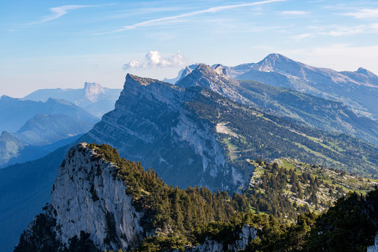 Le massif du Vercors depuis le sommet du Moucherotte, 
Saint-Nizier-du-Moucherotte, Is&egrave;re, Auvergne-Rh&ocirc;ne-Alpes, France