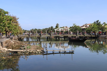 Fototapeta na wymiar Pont à Hoi An, Vietnam