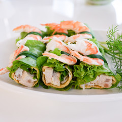 Shrimp roll wrapped with vegetable, healthy vietnamese food