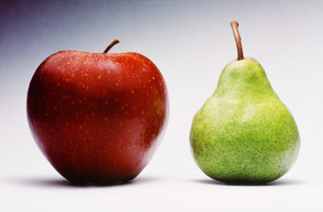 Manzana y pera manzana, fruta, pera, alimento, aislada, rojo, verde, salubre, fresco, madura, blanco, dieta, jugosa, bombones, frescor, amarilla, organica, delicioso, manzana, alimentación, salud, obj