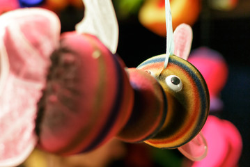 Peces de espuma besandose