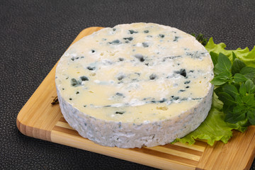 Round blue cheese