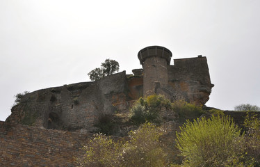 GORGES OF THE TARN, CASTLE PEYRELADE, FRANCE, EUROPE, SPRING 2019. Medieval castle built on top of...
