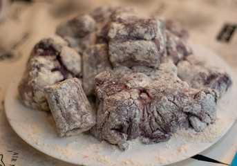 Preparation of a traditional mediterranean oxtail recipe: cooking the oxtail