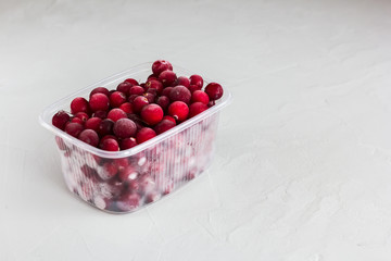 Frozen cranberries are vitamins from the freezer all year round.